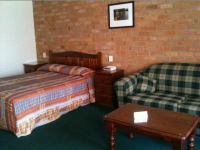 Town And Country Motor Inn Cobar - Accommodation Kalgoorlie 2