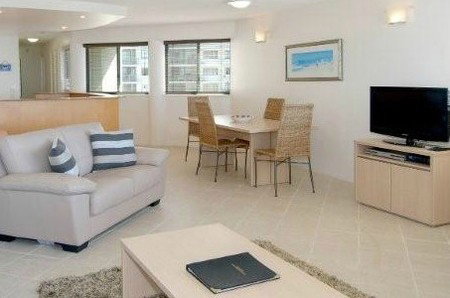 Malibu Mooloolaba - Accommodation Kalgoorlie 2