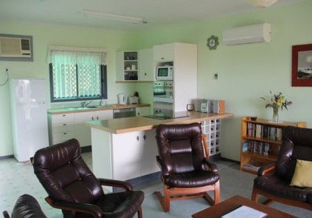 Lot 7 Cottage - Accommodation Kalgoorlie 4