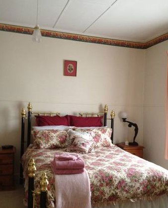 Newington House - Accommodation Kalgoorlie 4