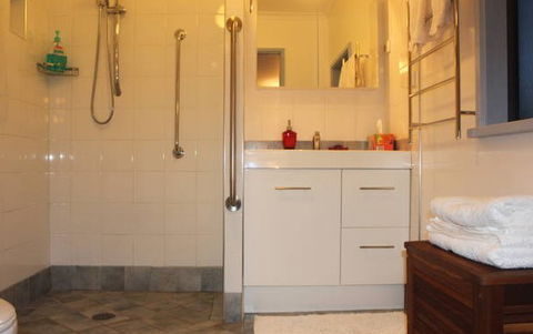 Clyde Cottage - Accommodation Kalgoorlie 3