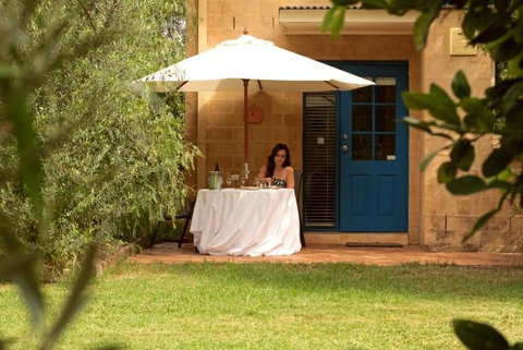 Chez Vous Villas - Accommodation Kalgoorlie 1
