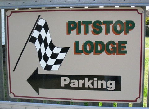 Pitstop Lodge Guesthouse And Bed And Breakfast - Accommodation Kalgoorlie 3