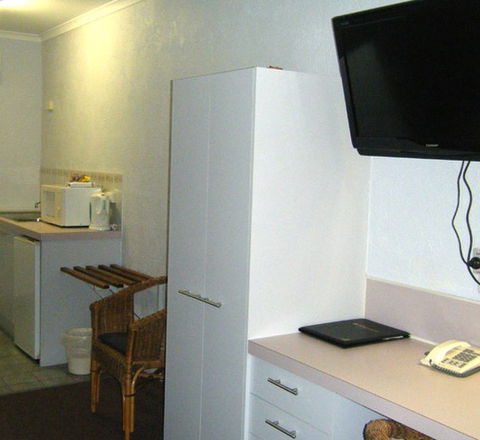 Bundaberg Spanish Motor Inn - Accommodation Kalgoorlie 2