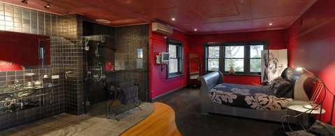 Oakdene Vineyards Guesthouse - Accommodation Kalgoorlie 0