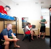 Maze Backpackers And Cb Hotel - Accommodation Kalgoorlie
