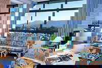 Cairns Sunshine Tower Hotel - Accommodation Kalgoorlie 1