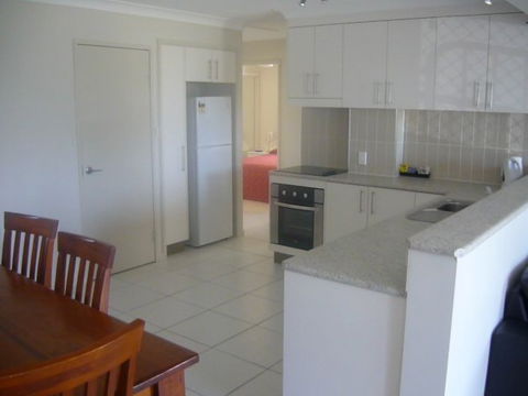 L'Amor Holiday Apartments - Accommodation Kalgoorlie 3