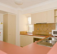 San Mateo on Broadbeach - Accommodation Kalgoorlie