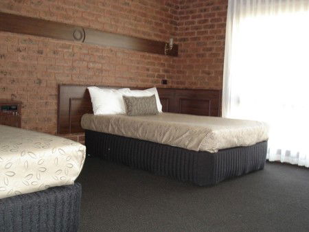 Albury Townhouse - Accommodation Kalgoorlie 4