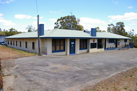 Rocky Gully Pub - Accommodation Kalgoorlie 0