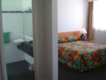 Baileys Hotel Motel - Accommodation Kalgoorlie 0