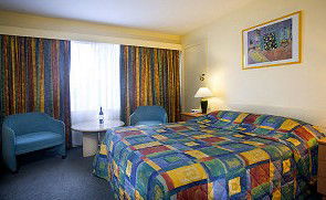 Sandors On The Park - Accommodation Kalgoorlie 2