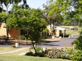 Helidon Natural Springs Spa Resort Motel - Accommodation Kalgoorlie 0