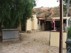 Alls Well Shack - Accommodation Kalgoorlie 0