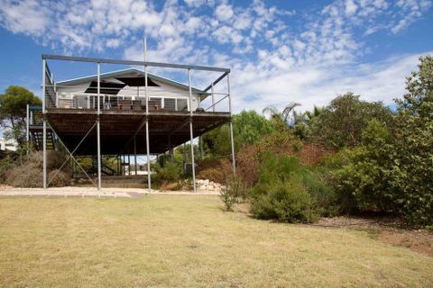 Coral Sands Luxury Beach House - Accommodation Kalgoorlie 7