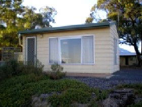 Blue Gum Retreat - Accommodation Kalgoorlie 0