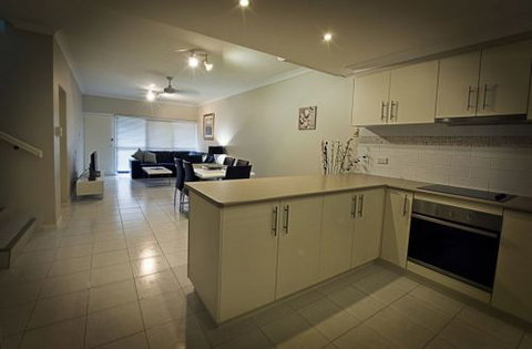 Costa Royale Trinity Beach  - Accommodation Kalgoorlie 6