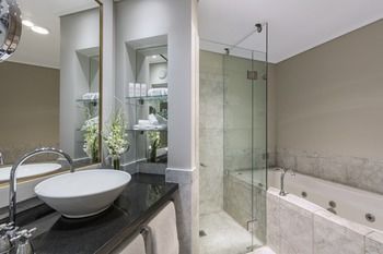 Radisson Blu Plaza Hotel Sydney - Accommodation Kalgoorlie 20