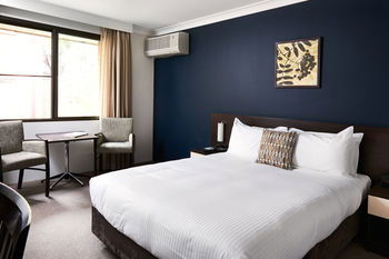 175 (formerly Wesley Lodge) - Accommodation Kalgoorlie 4