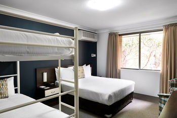 175 (formerly Wesley Lodge) - Accommodation Kalgoorlie 6