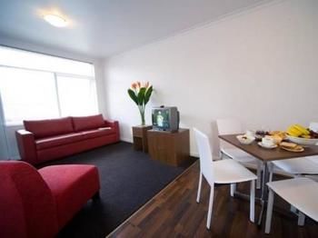 Easystay Apartments Raglan Street - Accommodation Kalgoorlie 14