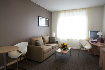 Ibis Melbourne Hotel And Apartments - Accommodation Kalgoorlie 14
