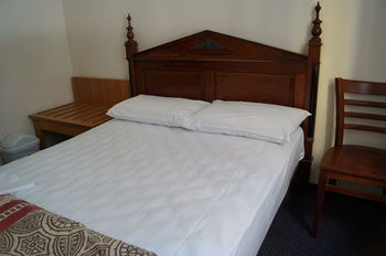 Maze Backpackers - Accommodation Kalgoorlie 8