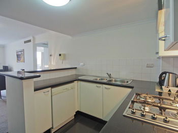 Oaks On Castlereagh, Sydney Central - Accommodation Kalgoorlie 5
