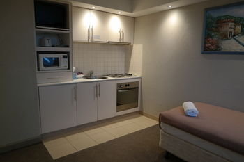 Parkville Place - Accommodation Kalgoorlie 4