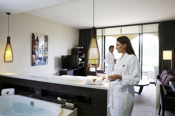 Chateau Elan - Accommodation Kalgoorlie 23