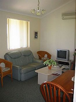 Madigan Wine Country Cottages - Accommodation Kalgoorlie 13