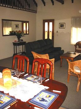 Madigan Wine Country Cottages - Accommodation Kalgoorlie 15