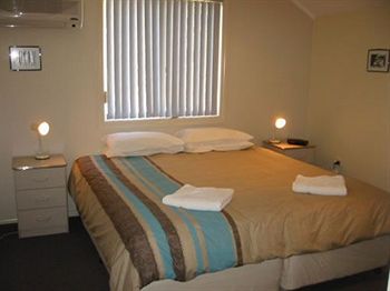 Madigan Wine Country Cottages - Accommodation Kalgoorlie 16