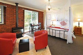 Holly Lodge - Accommodation Kalgoorlie 7