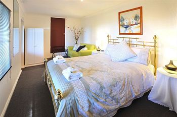 Holly Lodge - Accommodation Kalgoorlie 32