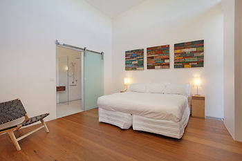 The Longhouse - Accommodation Kalgoorlie 1