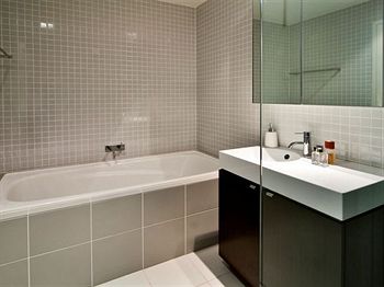 Wyndel Apartments - Abode - Accommodation Kalgoorlie 1