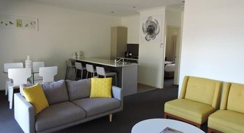 H Boutique Hotel - Accommodation Kalgoorlie 24