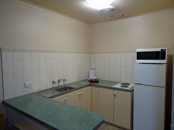 Best Western Fawkner Suites & Serviced Apartments - Accommodation Kalgoorlie 8