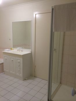Australian Home Away Ringwood @ Bardia - Accommodation Kalgoorlie 0