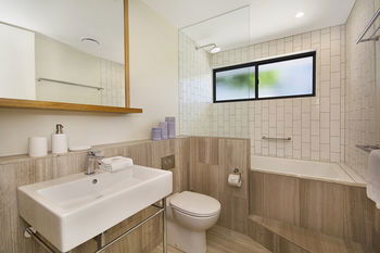 Jacaranda Noosa - Accommodation Kalgoorlie 4