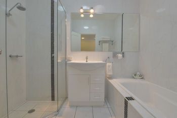 Cadman Motor Inn & Apartments - Accommodation Kalgoorlie 1