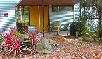 Valley Farm Vineyard Cottages - Accommodation Kalgoorlie 13