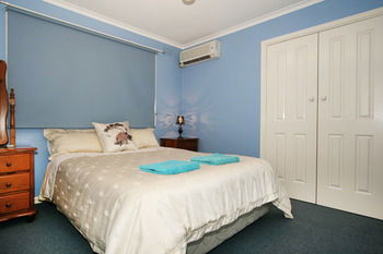 Roseland Holiday House - Accommodation Kalgoorlie 4
