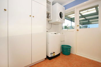 Roseland Holiday House - Accommodation Kalgoorlie 8