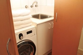 Apartment2c - Old Hat Factory - Accommodation Kalgoorlie 6