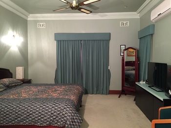 Relaxin - Accommodation Kalgoorlie 2