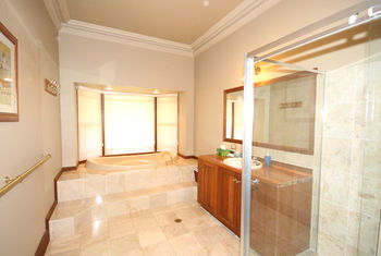 Relaxin - Accommodation Kalgoorlie 12