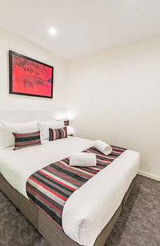 City Edge Box Hill - Accommodation Kalgoorlie 0